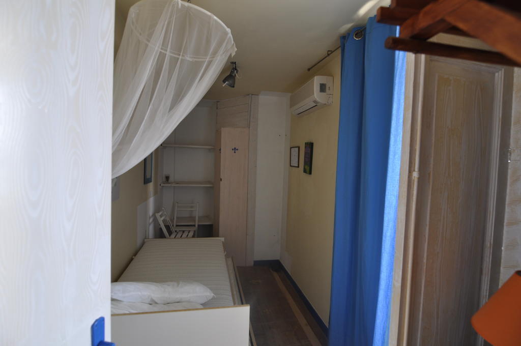 Plaza Beach Hostel Santa Croce Camerina Exterior photo