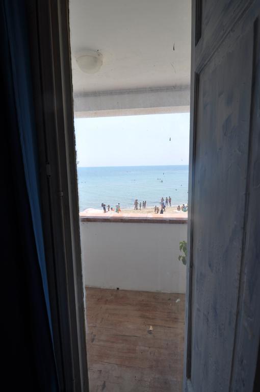 Plaza Beach Hostel Santa Croce Camerina Exterior photo