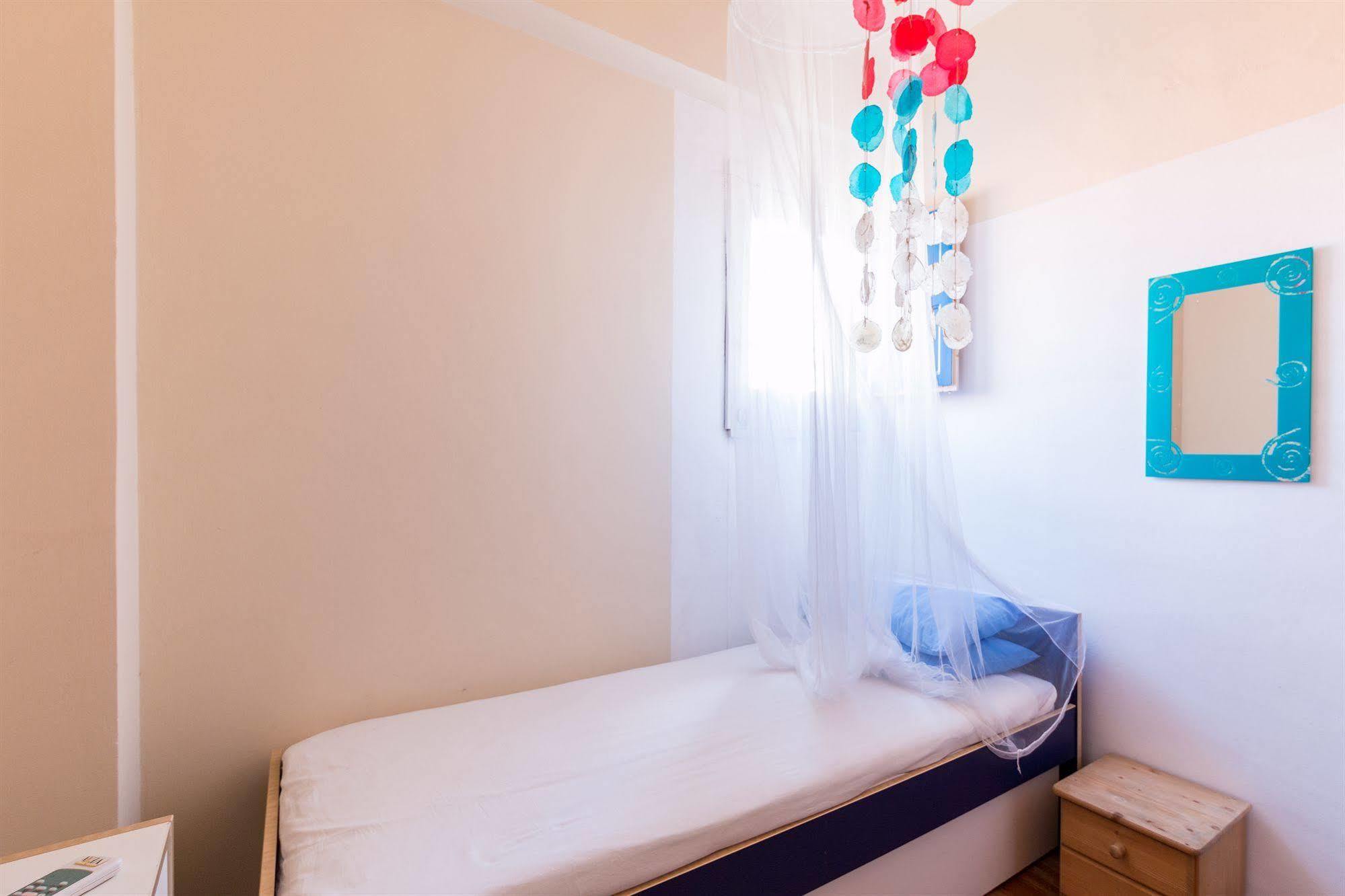 Plaza Beach Hostel Santa Croce Camerina Exterior photo