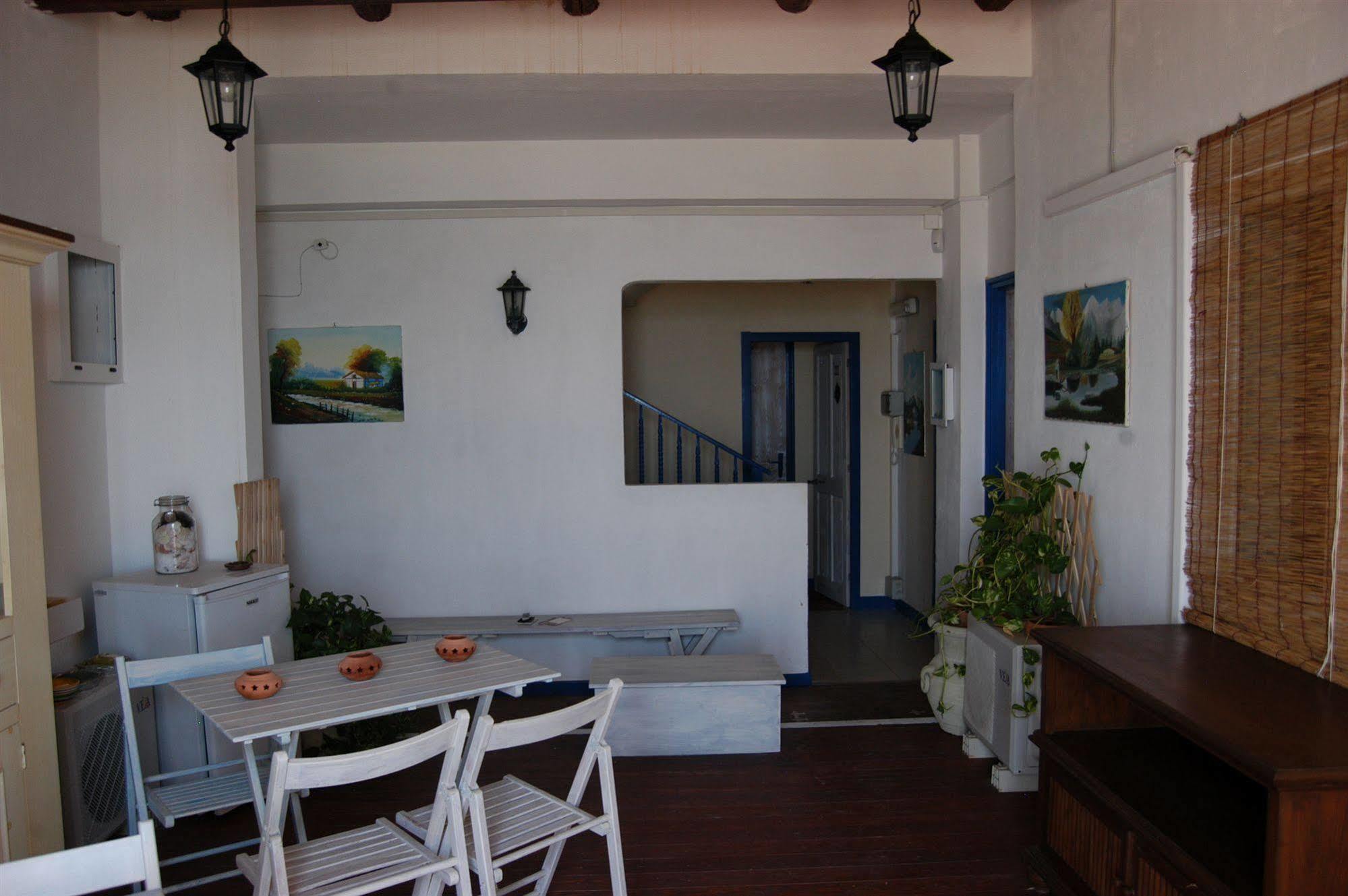 Plaza Beach Hostel Santa Croce Camerina Exterior photo